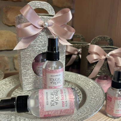 Touch of Roses - set of 2 pieces
