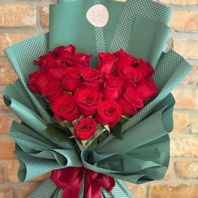 Heart shaped bouquet - M